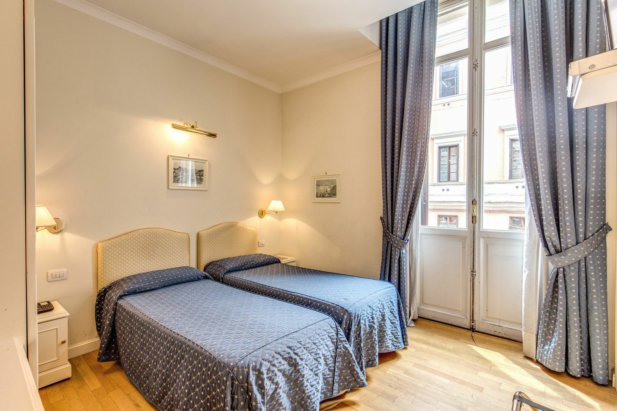 Flann O'brien Guest house 3*