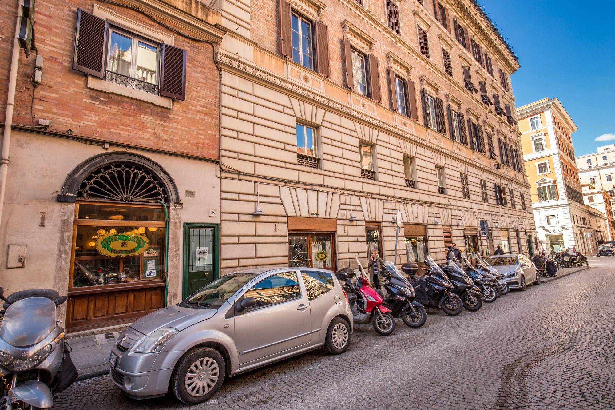 Flann O'brien Guest house Rome